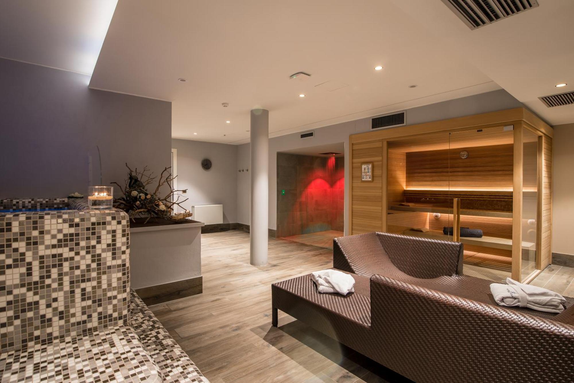 Hotel Colfosco Сан Мартино ди Кастроза Екстериор снимка