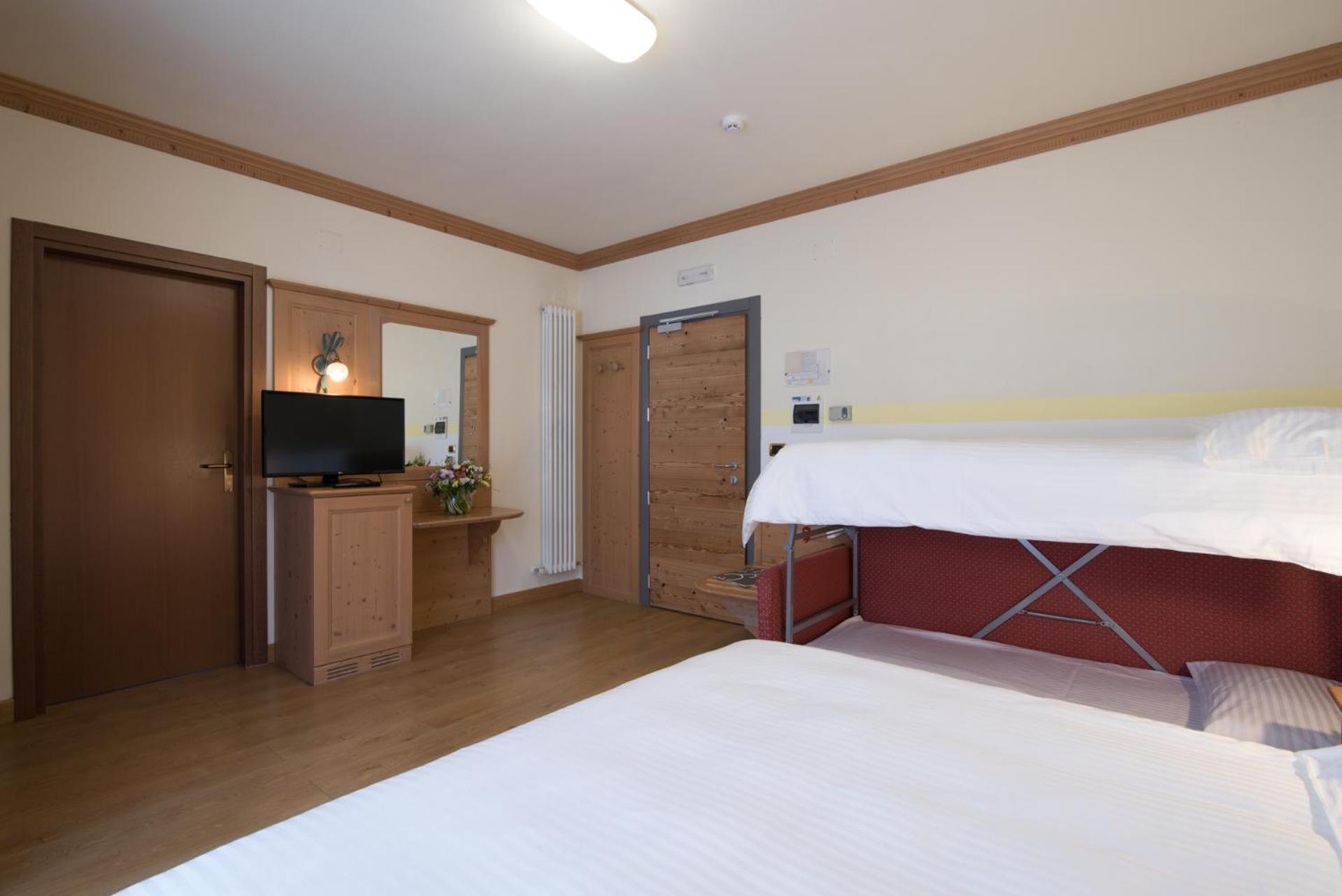Hotel Colfosco Сан Мартино ди Кастроза Екстериор снимка
